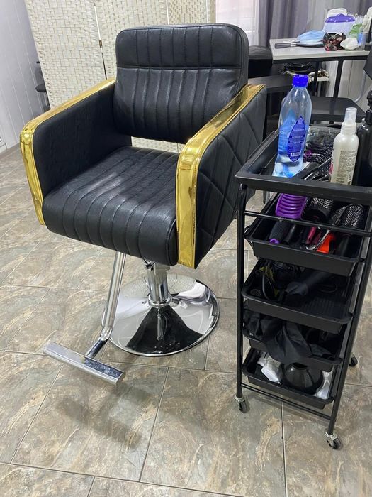 Продам мебель для салона