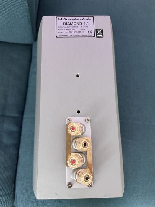 Boxe Wharfedale Diamond 9.1