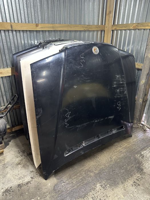 Капот Bmw 7 series e38