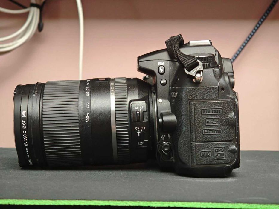 Nikon D7000 + Tamron 16-300mm F/3.5-6.3 Di-II VC PZD All-In-One
