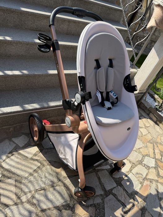 Hot Mom Бебешка количка