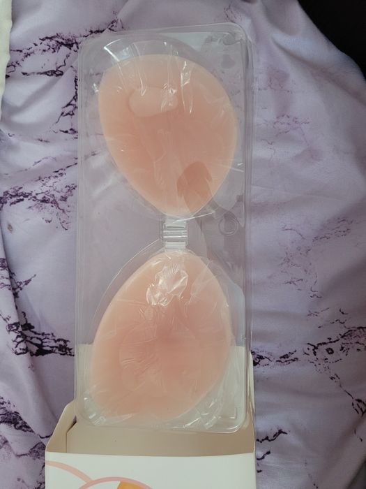 Невидимый бюстгальтер