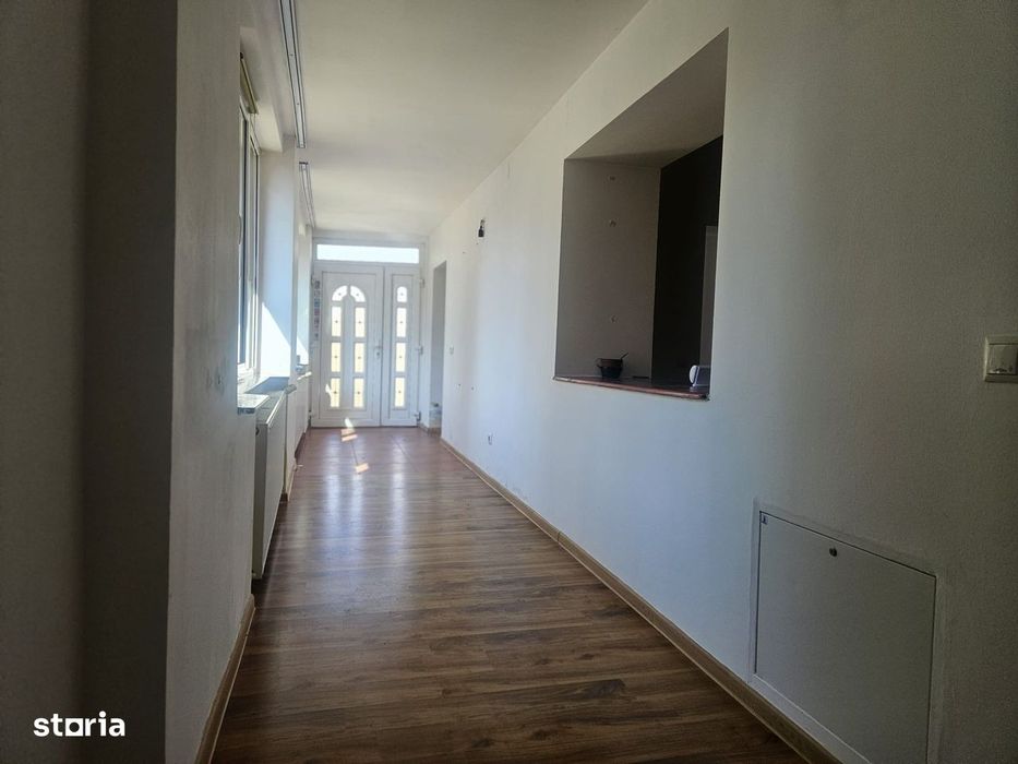 Casa renovata 3 camere, curte mare de 916 mp ] Salard