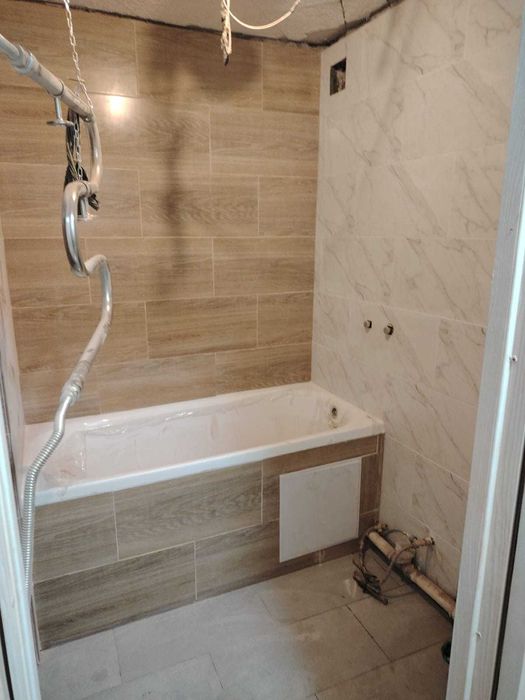 Кафельщик укладка.