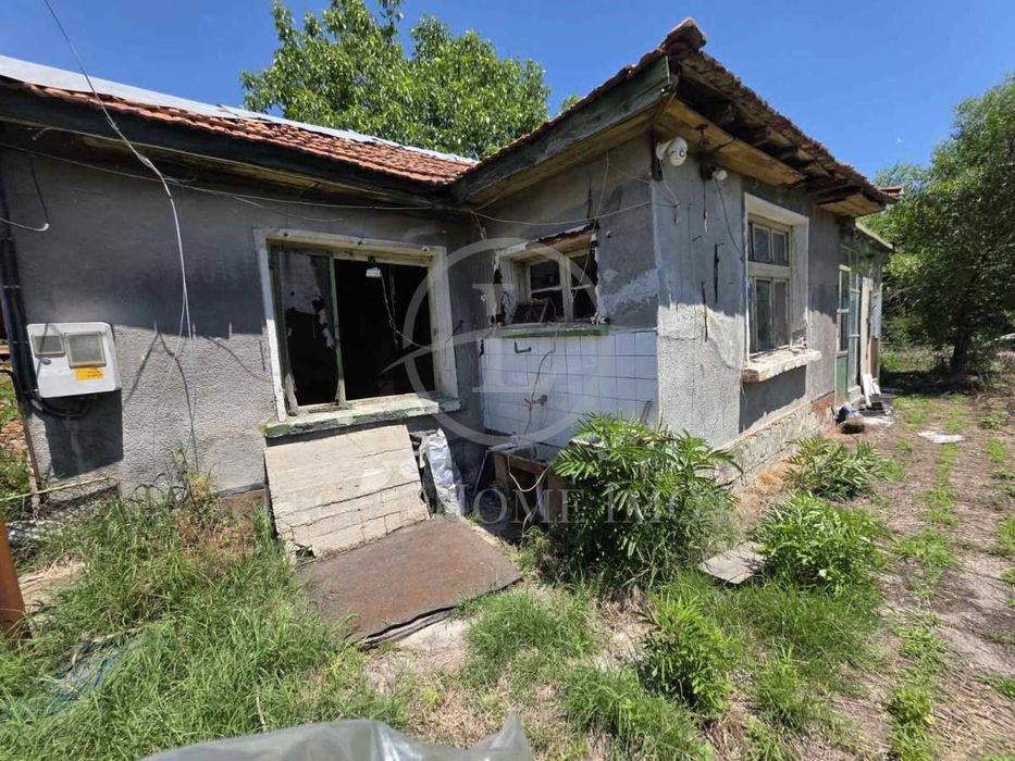 Реф. 4444 Къща за ремонт село Строево