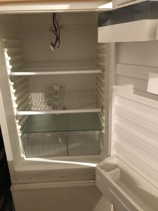 Хладилник с камера