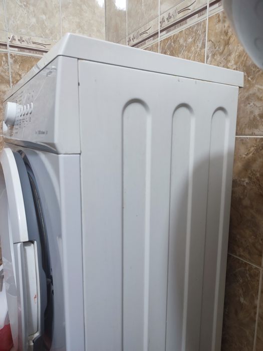 Стиральная машина Бирюса