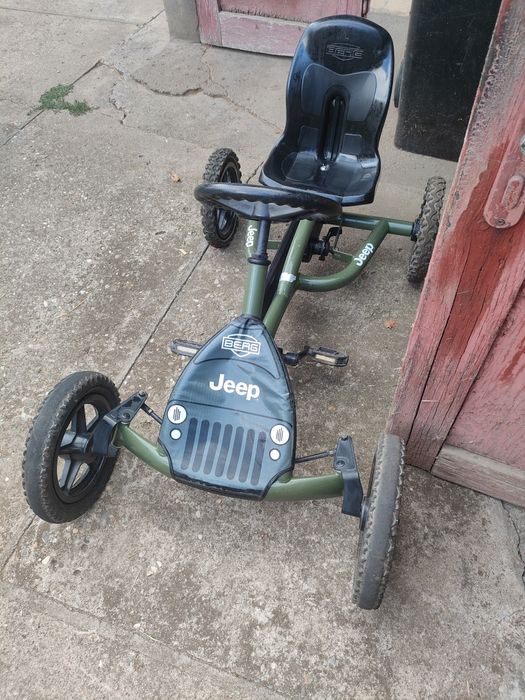 Vând kart copi jeep