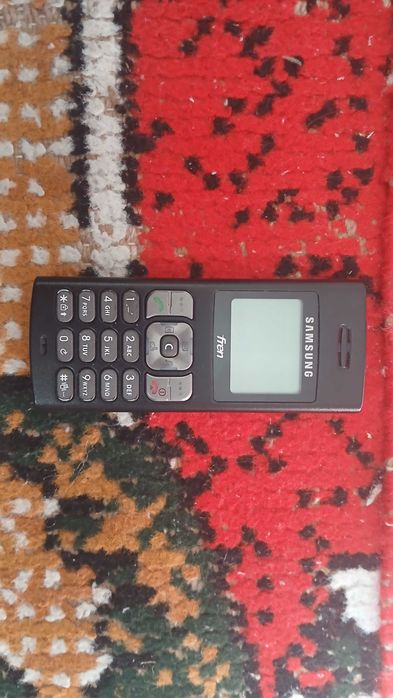Телефон Samsung fren