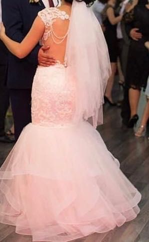 Rochie de mireasă!