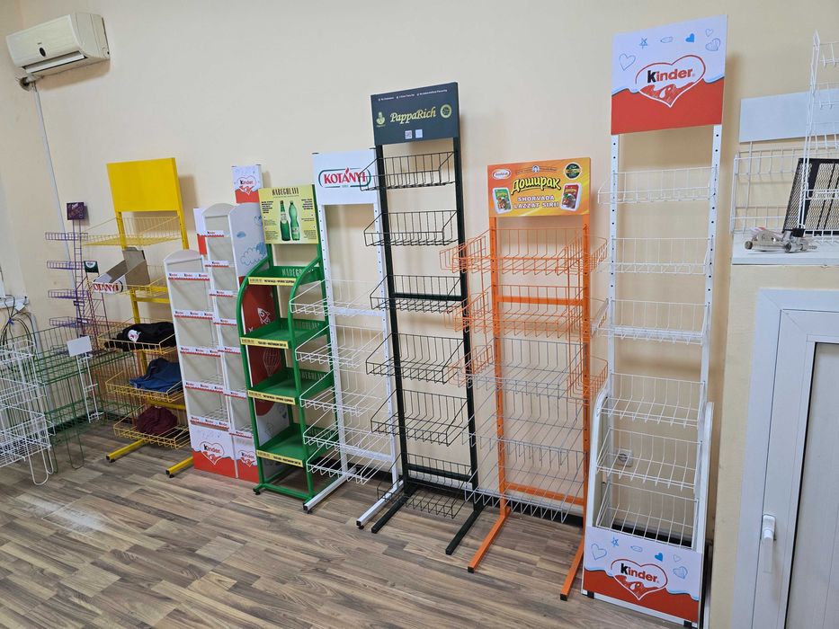 Торговая стойка с корзинами, стеллаж