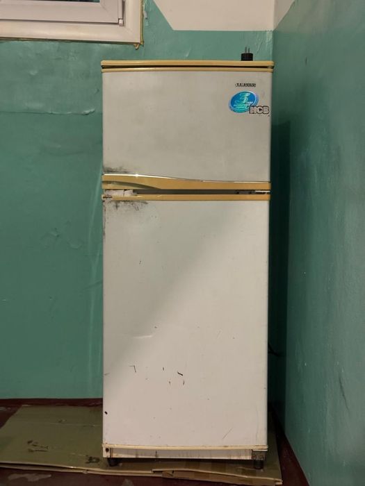 Продам холодильник