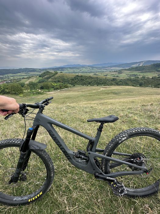 Bicicleta santa cruz megatower L