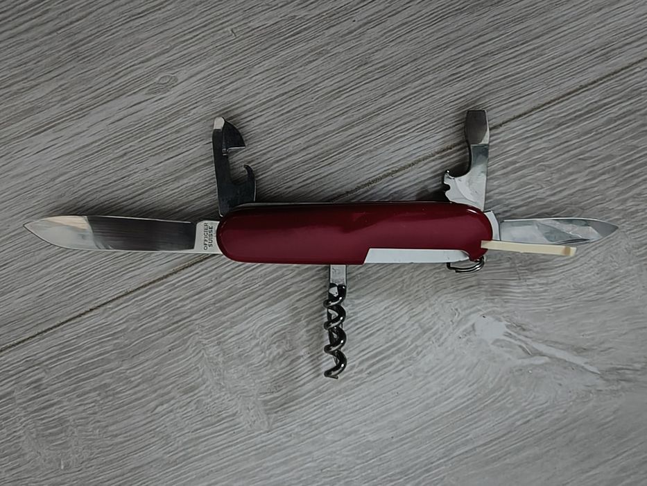 Briceag multifuncțional Victorinox