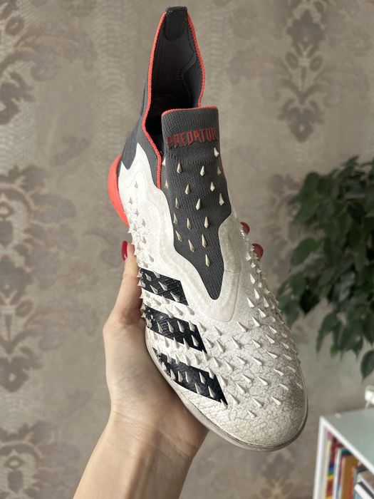 Сороконожки predator