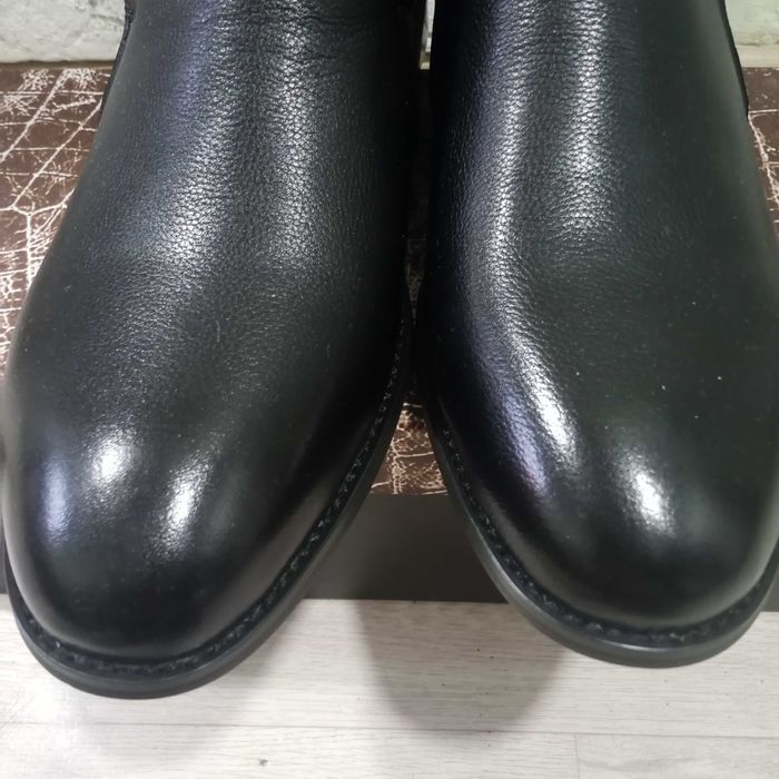 Ботинки новые кожаные