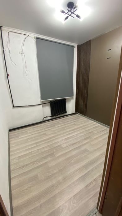 Сдаётся магазин в аренду возле площади.