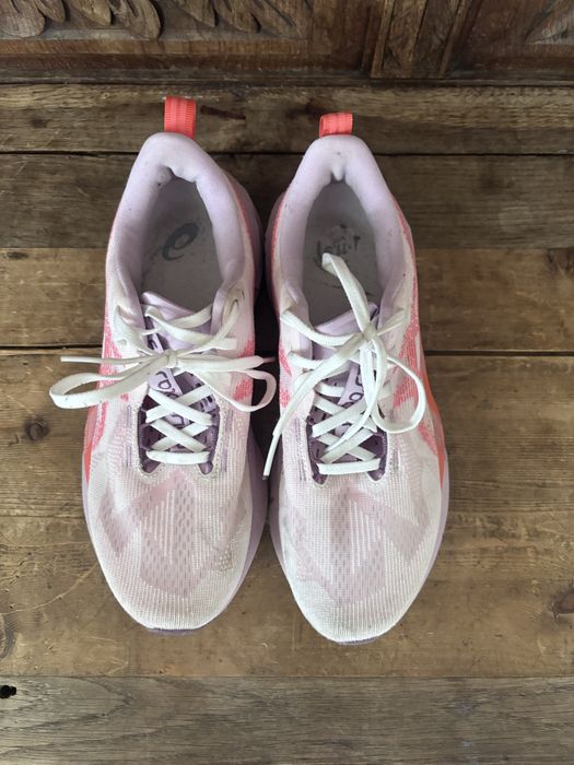 Asics novablast 5