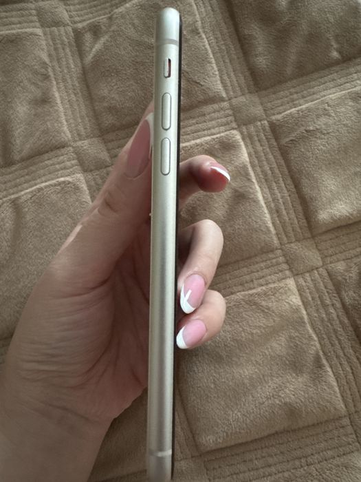 Продаю телефон айфон 11  2021 год , 128 гб