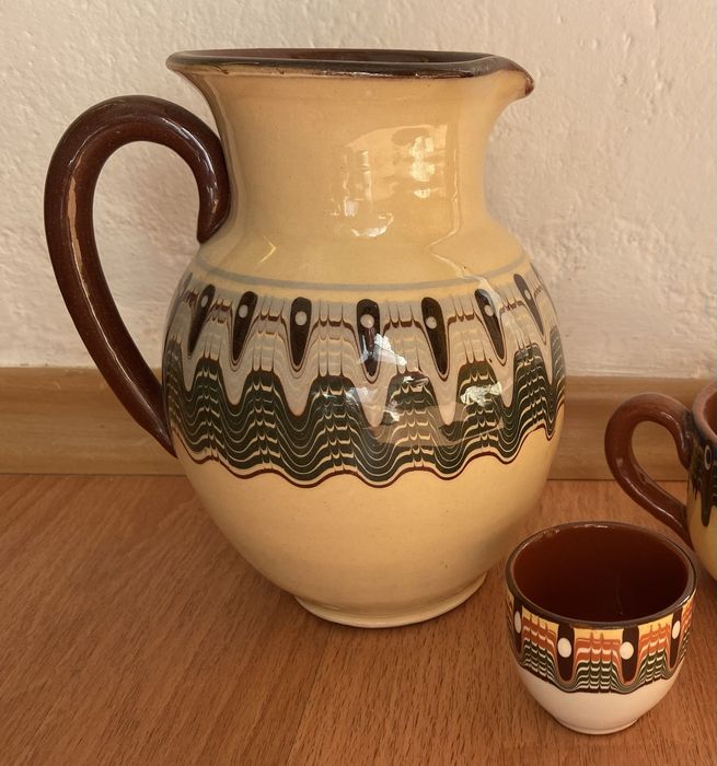 Битова керамика с троянска шарка, ръчна изработка, кана, чашка