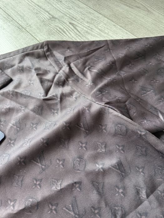 IN STOC | Compleu Louis Vuitton Premium