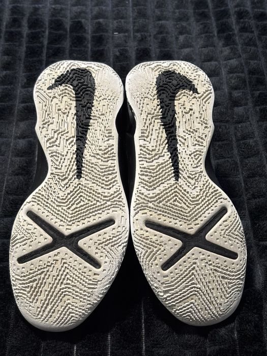 Nike Hustle D10, Black EUR 36.5