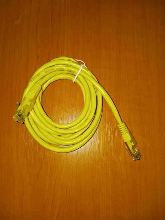 Cabluri hdmi/ VGA / internet