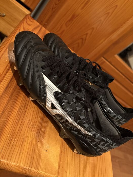 Mizuno morelia neo AG