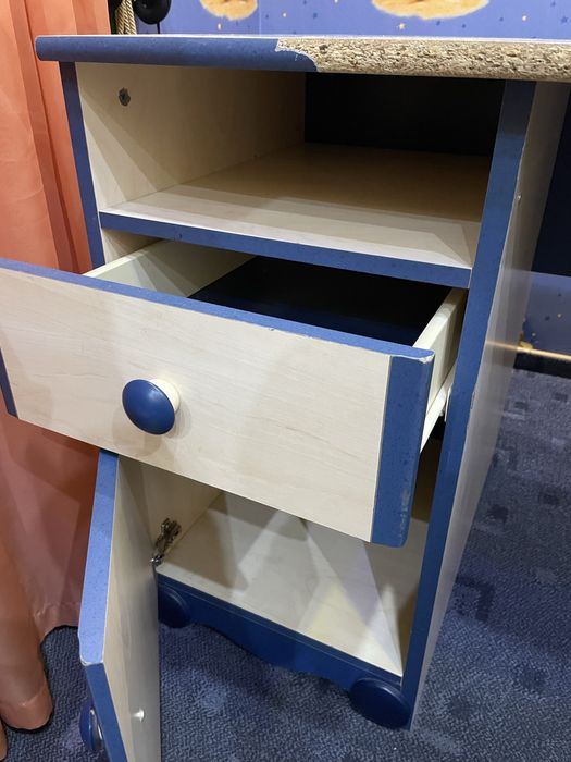 Письменный  стол