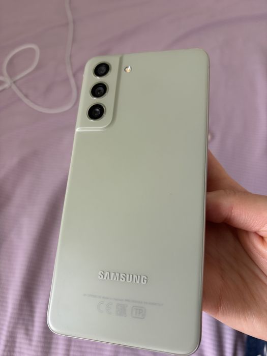 Продаю Samsung S 21 Fe 5G