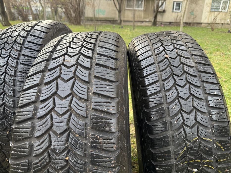 Set 4 anvelope cauciucuri iarna 215/65R16 Debica DOT 2021
