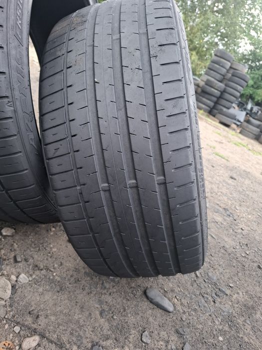 Vand 2 anvelope 225 35 20 falken de vara dot 2022