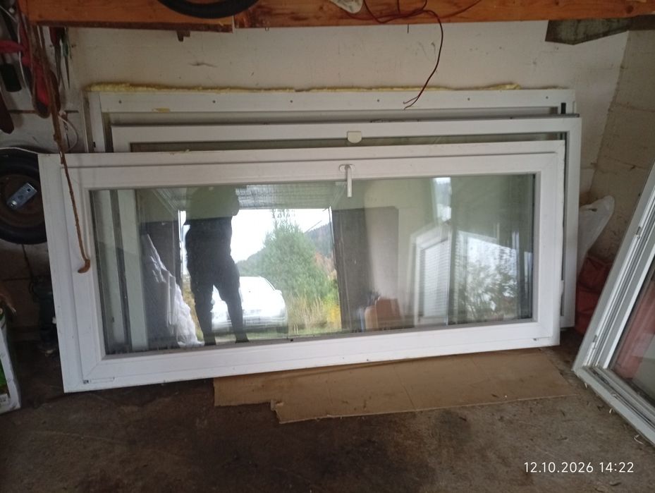 Două uși termopane