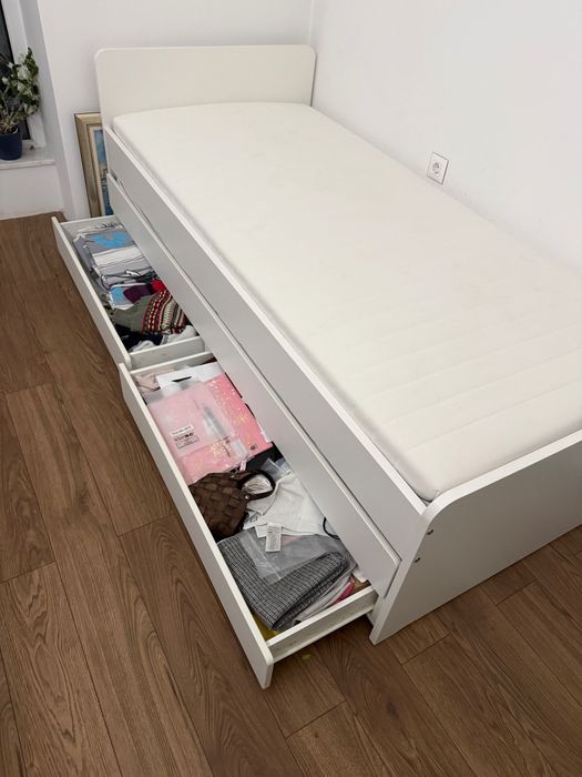 Двоино легло . С матраци!!!