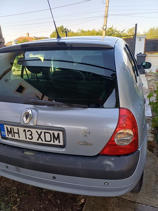 Vând Renaul Clio automat