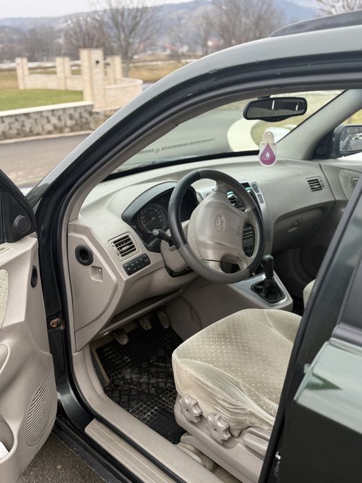 Vand hyundai tucson 2005 2.0 CRDI 113 cp