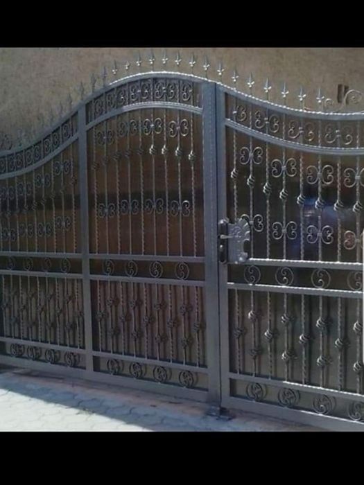 Placi de gard diferite modele la comanda,porți  orice model