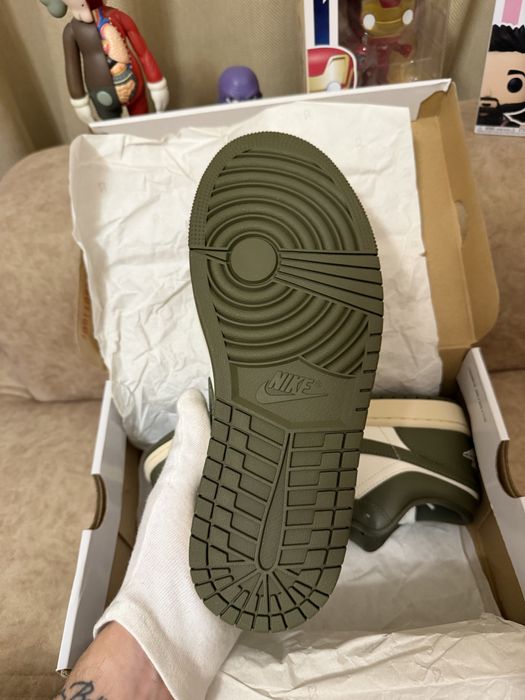 Оригинальные Nike Air Jordan 1 Low "Medium Olive"