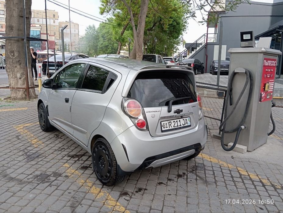 Spark 2011-yil MT SROCHNO спарк