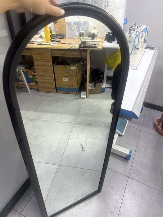 Продам зеркало а хорошем  состояний