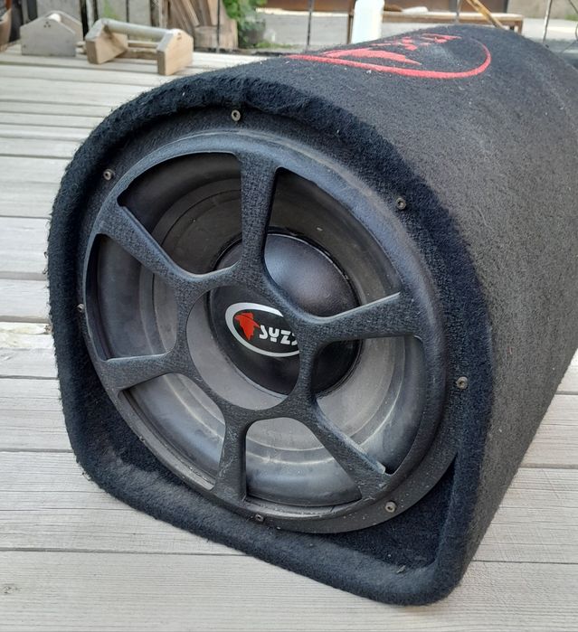 Сабвуфер в хорошем состоянии