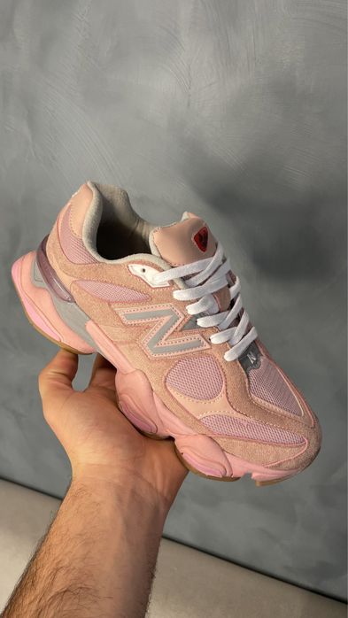 New Balance 9060