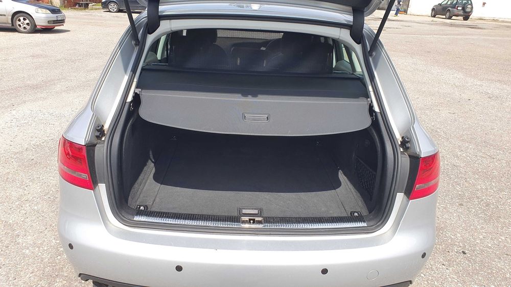 АУДИ А-4 2.0 TDI 143 k.c.2010 г НА ЧАСТИ.