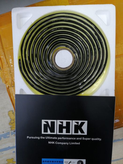 Гантели Герметик для фары