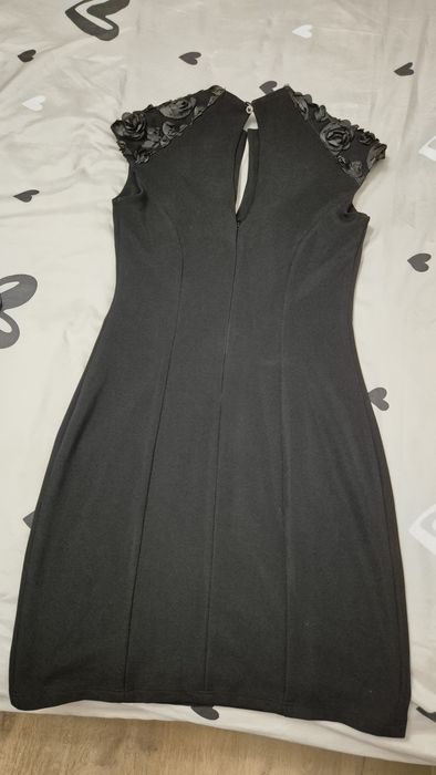 Дамска черна рокля