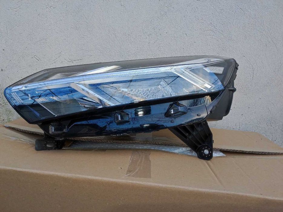 Far stanga Dacia Logan Sandero 3 Jogger 2019 2020 2021 2022