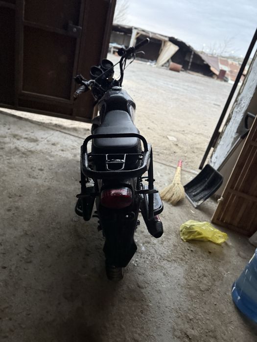 Продам мотоцикл 125 куб