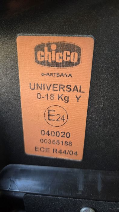 Детско столче Chicco Artsana Universal 0-18kg