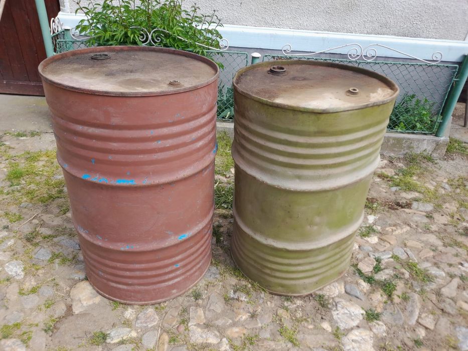 Butoi metalic 200 litri