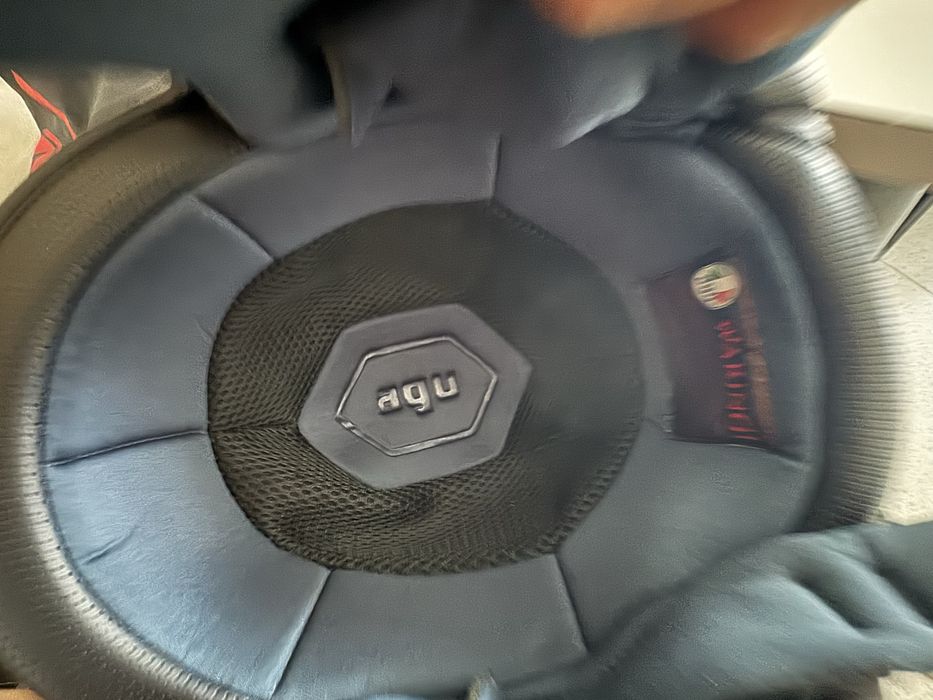 Шлем AGV продам        .